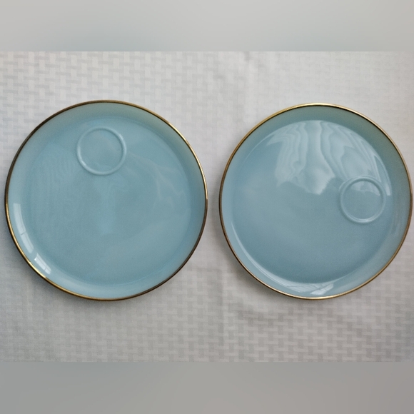 Fire King Anchor Hocking Blue Milk Glass Gold Rim Snack Plates 9 inch Set 2 - Picture 1 of 6
